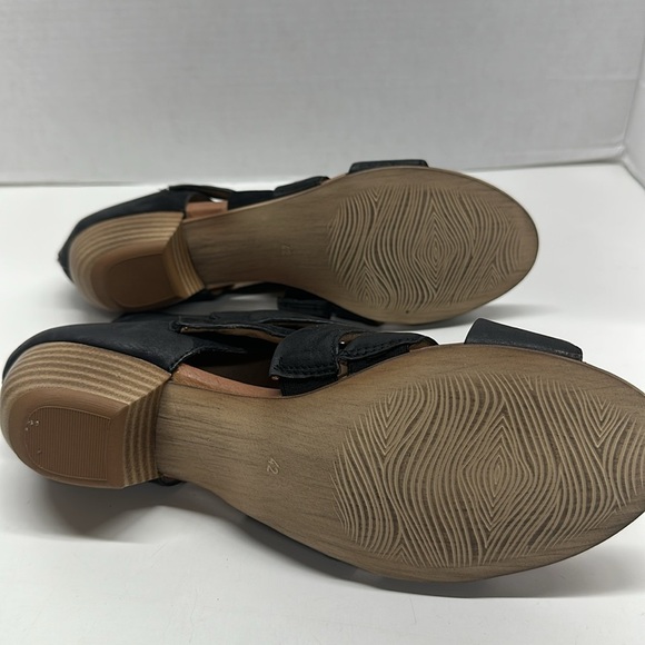 Miz Mooz Chasen Leather Heeled Sandals Shoes Strappy Open Toe Black Size 42 11 - Picture 5 of 9